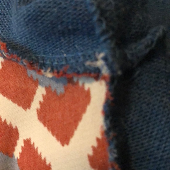 Adorable long sleeve T-shirt with front design - Picture 4 of 5